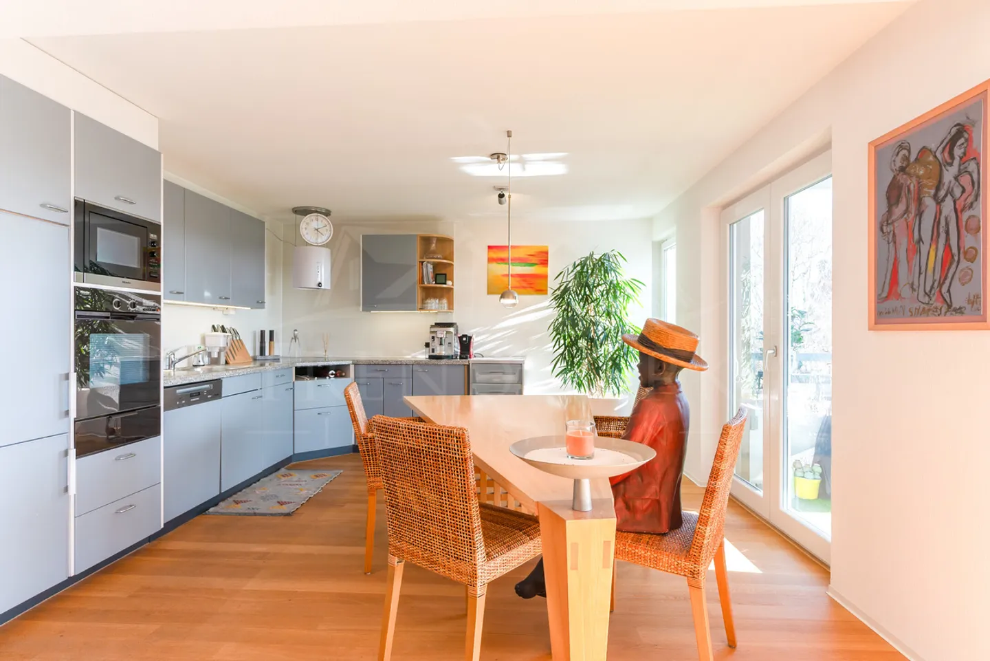 Gemütliche 4.5-Zimmerwohnung mit Weitsicht in Ortschwaben - Foto 4 von 13