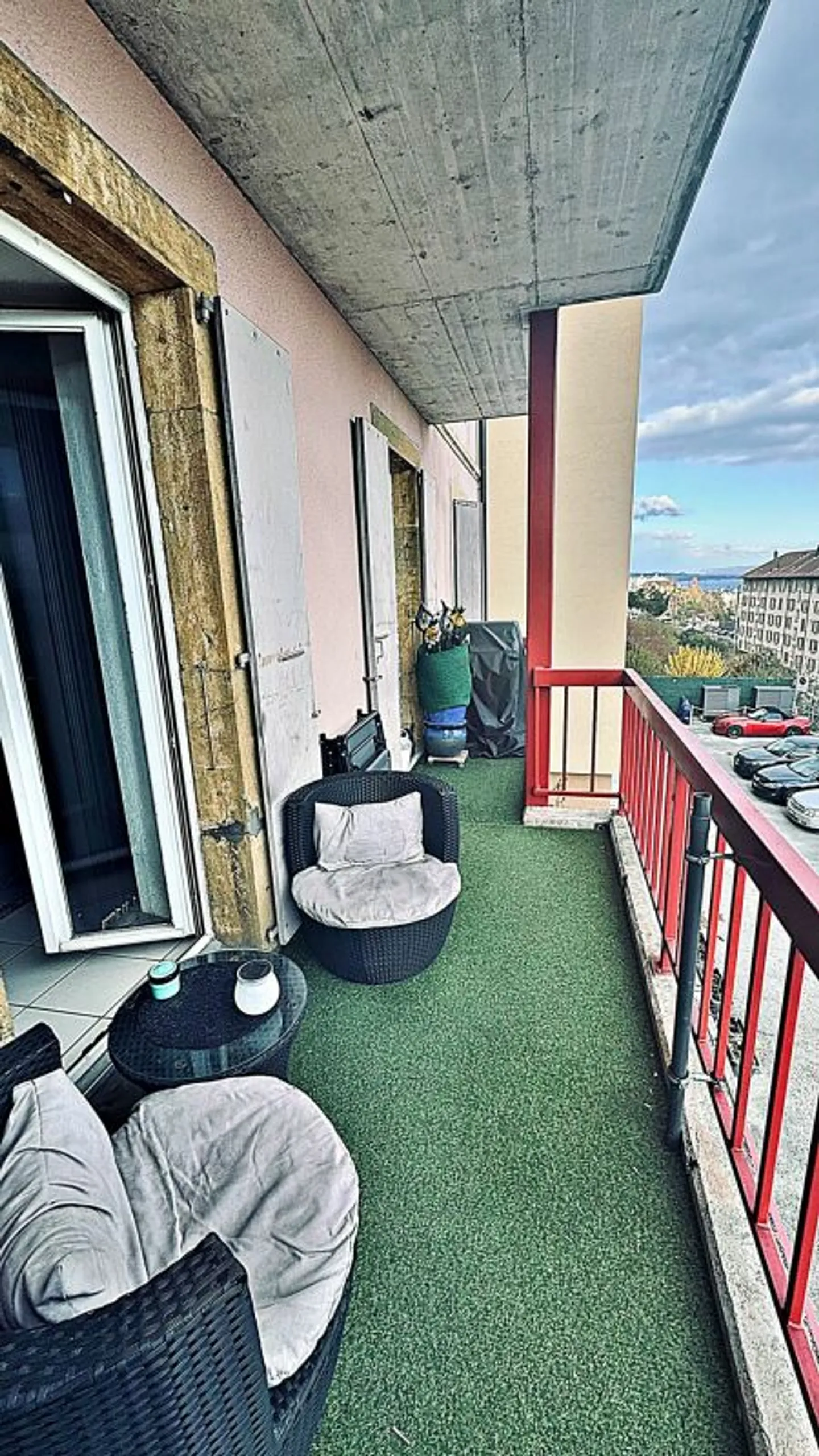 Spacious 4.5-room apartment in the city center of Neuchâtel - Photo 10 of 24