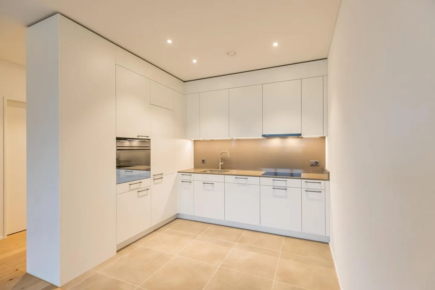 Appartamento 2.5 locali - moderno e spazioso! - Foto 4 di 10