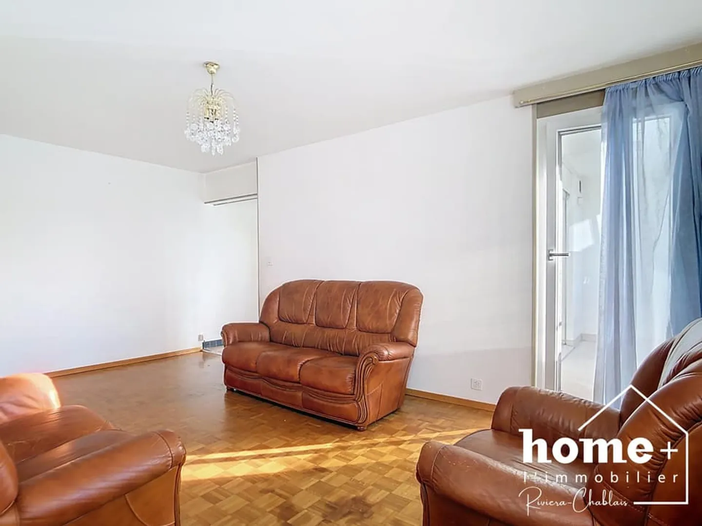 Appartement de 3,5 pièces avec vue dégagée et potentiel - Foto 4 di 11