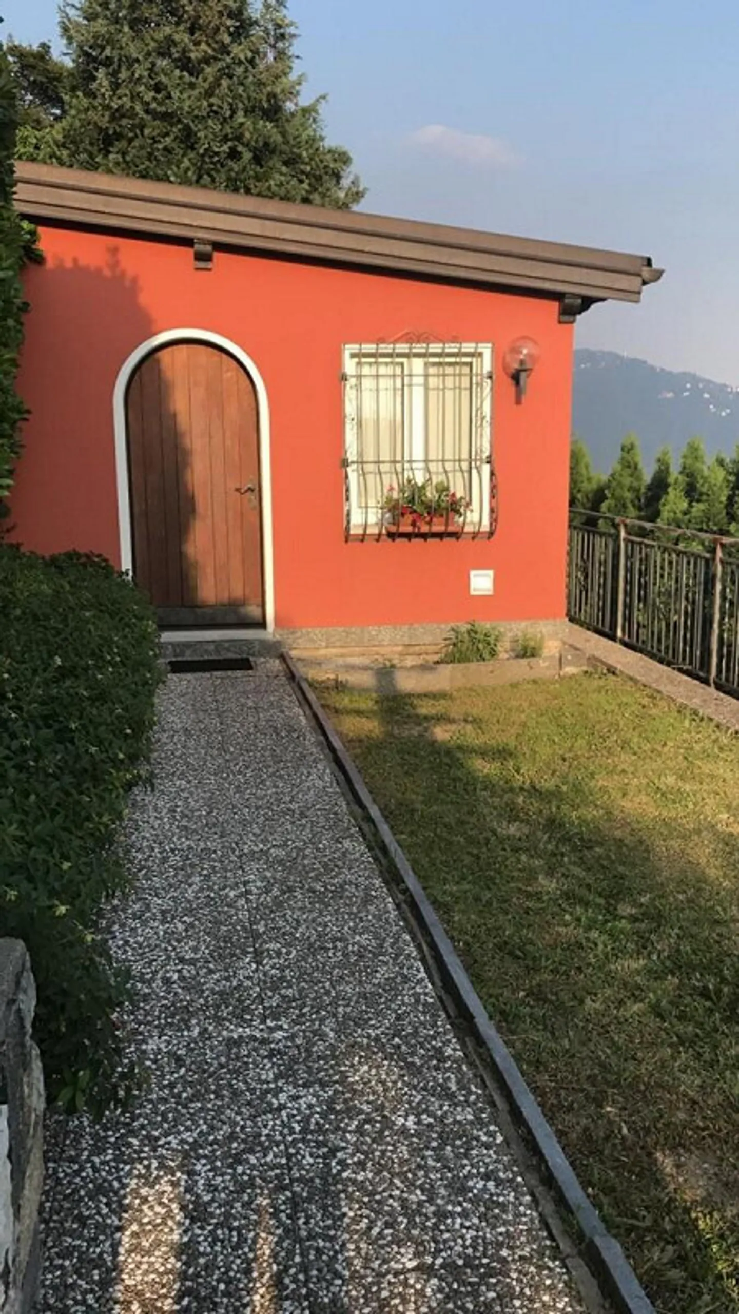 Deliziosa casina con vista lago - Foto 7 di 9