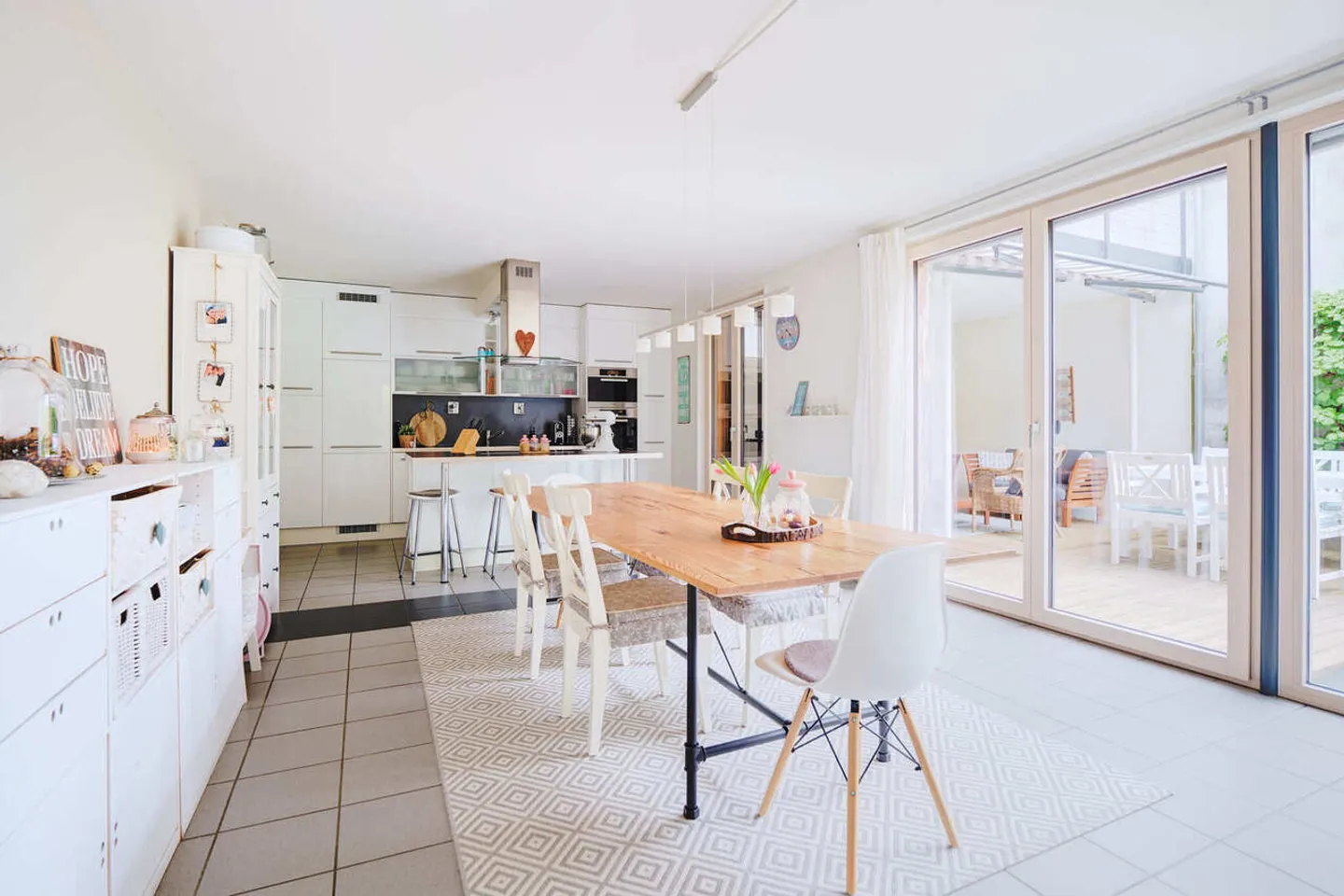 Charming Detached Family Home - Photo 1 of 13