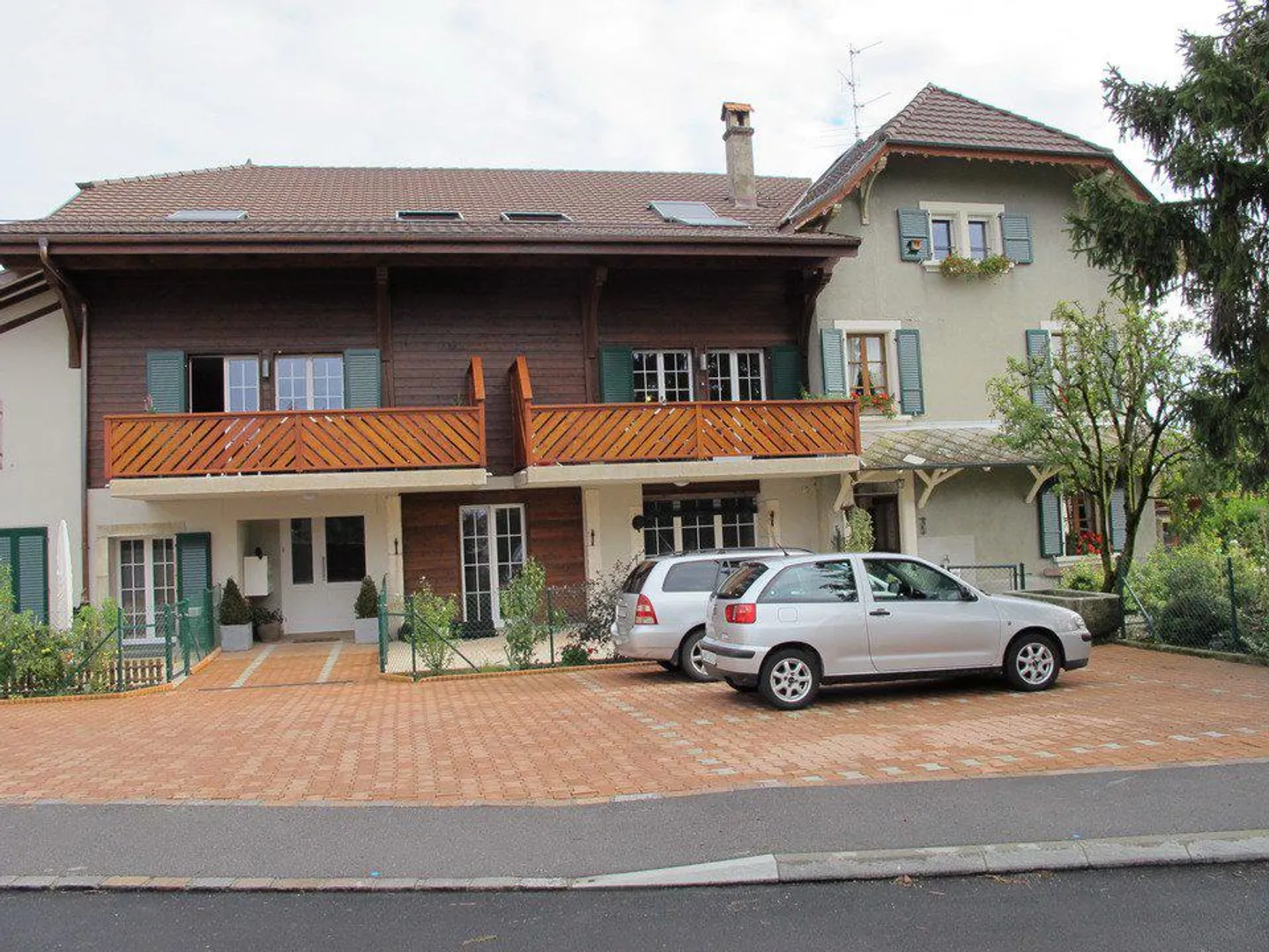 Schönes 4.5-Zimmer-Duplex-Apartment - Givrin - Foto 1 von 12
