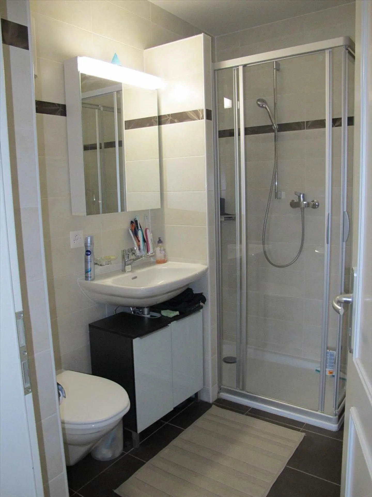 Schönes 4.5-Zimmer-Duplex-Apartment - Givrin - Foto 9 von 12