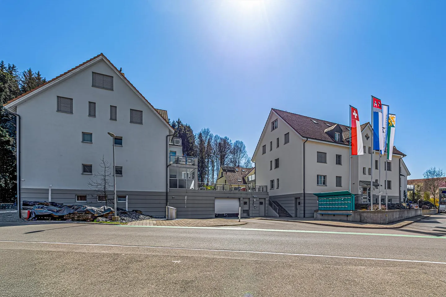 2.5-Room Apartment by the Beautiful Pond - Photo 4 of 12