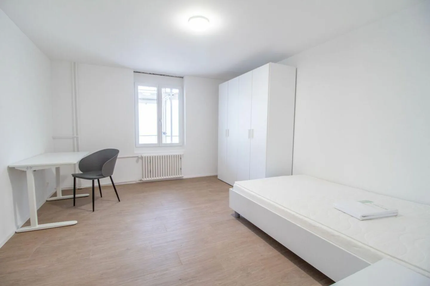 Chambres meublées et fraîchement rénovées dans des appartements partagés - idéal pour St... - Photo 2 sur 18