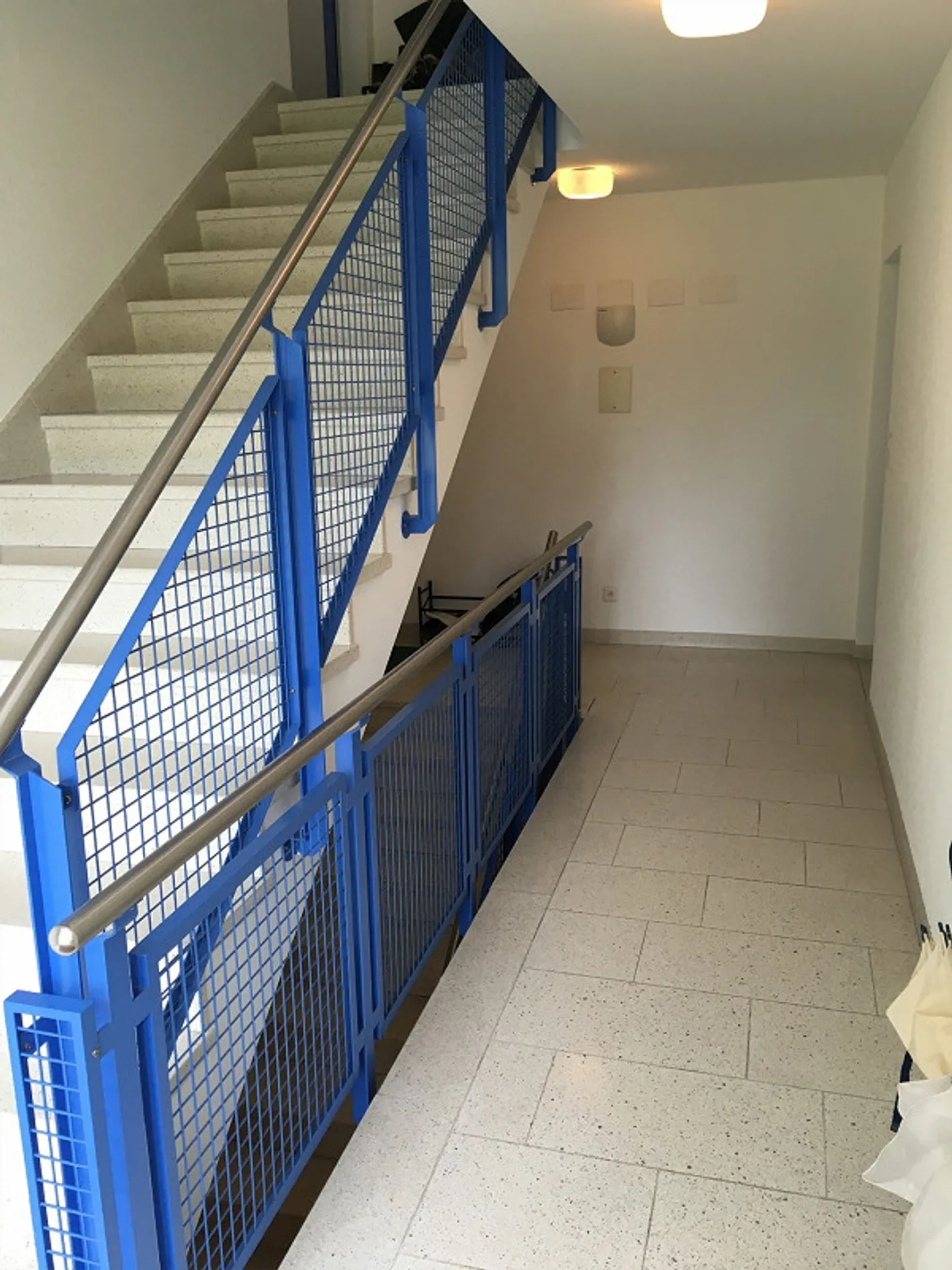 2.5-Room Apartment by the Beautiful Pond - Photo 5 of 12