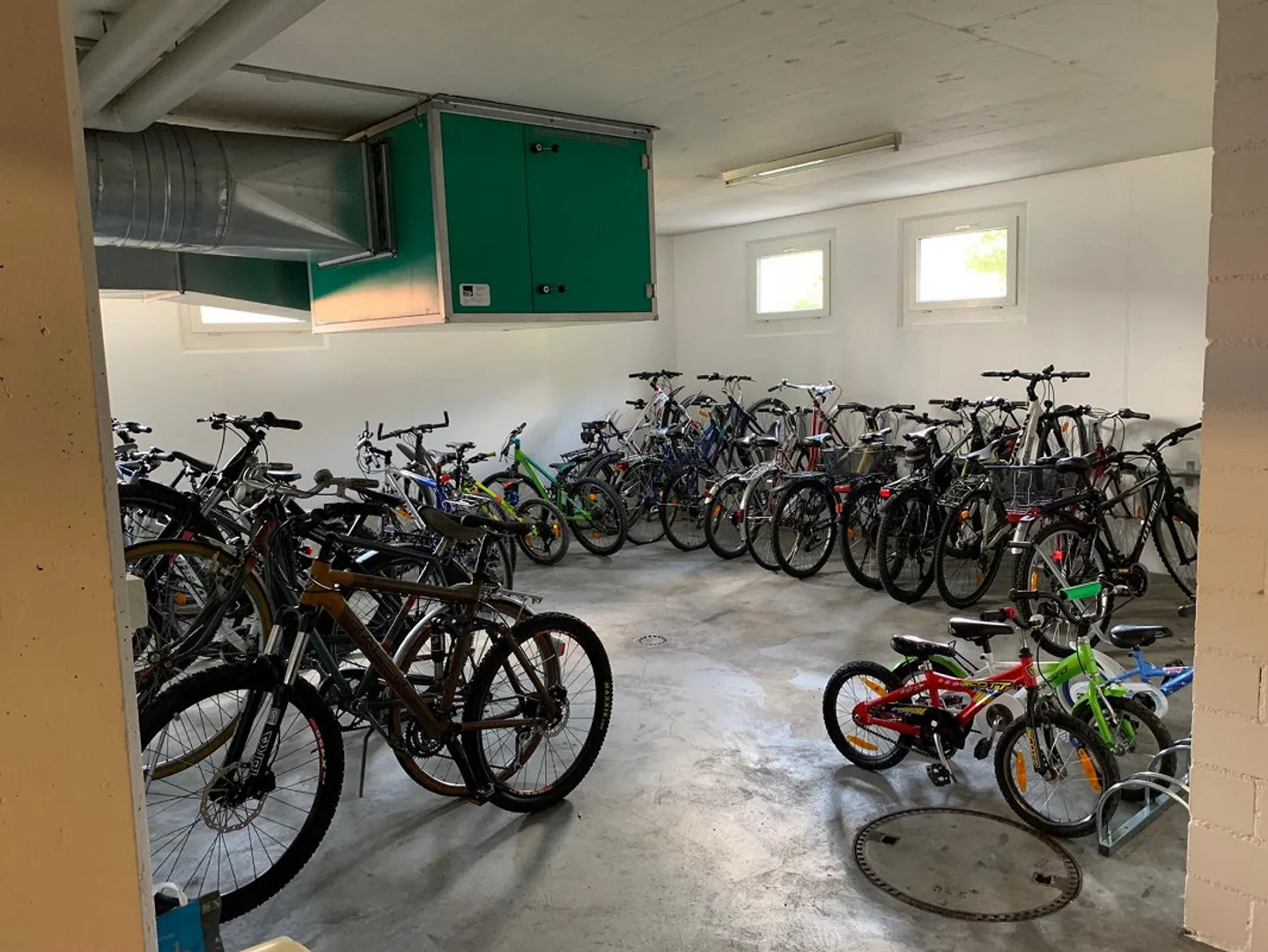 2.5-Room Apartment by the Beautiful Pond - Photo 11 of 12