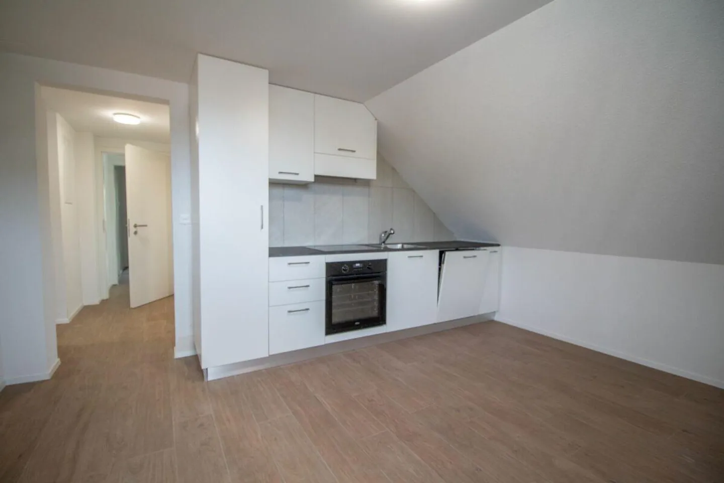 Chambres meublées et fraîchement rénovées dans des appartements partagés - idéal pour St... - Photo 9 sur 18