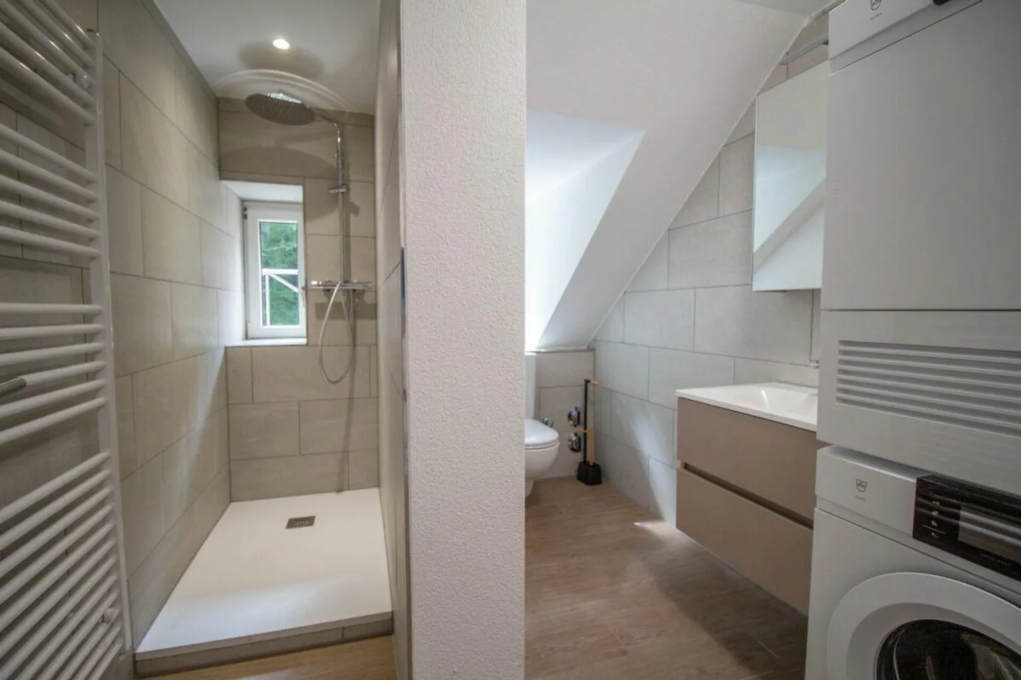 Chambres meublées et fraîchement rénovées dans des appartements partagés - idéal pour St... - Photo 13 sur 18