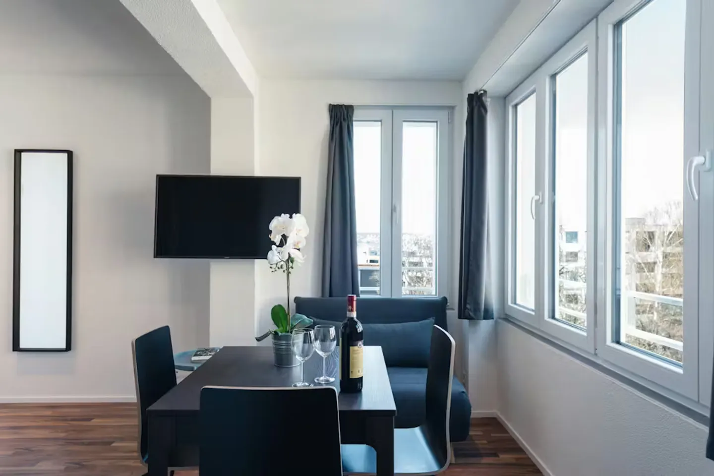 Chices Apartment in Zürich - Foto 3 von 10