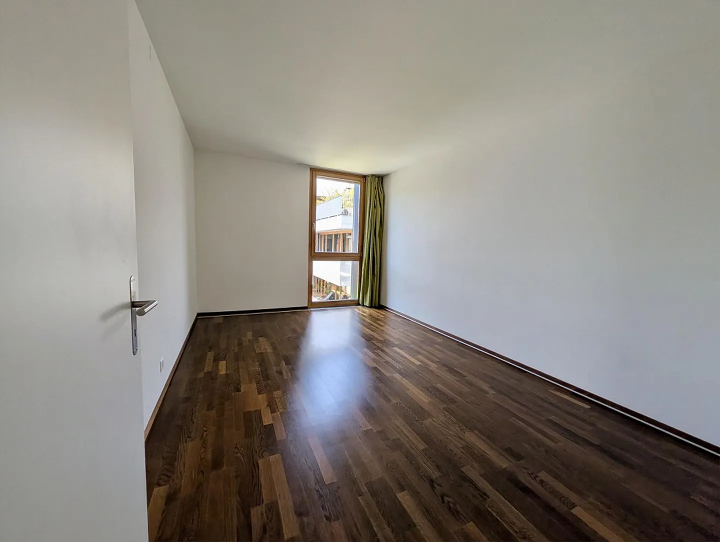 Appartement lumineux de 3,5 pièces avec vue partielle sur le lac et caractère de loft – calme et spacieux - Photo 11 sur 13