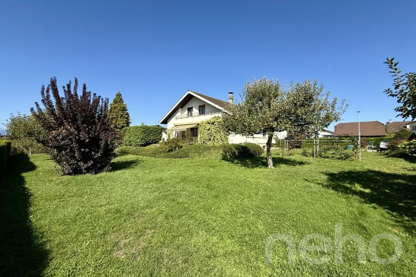 Großes Familienhaus in Wohngegend! - Foto 2 von 12