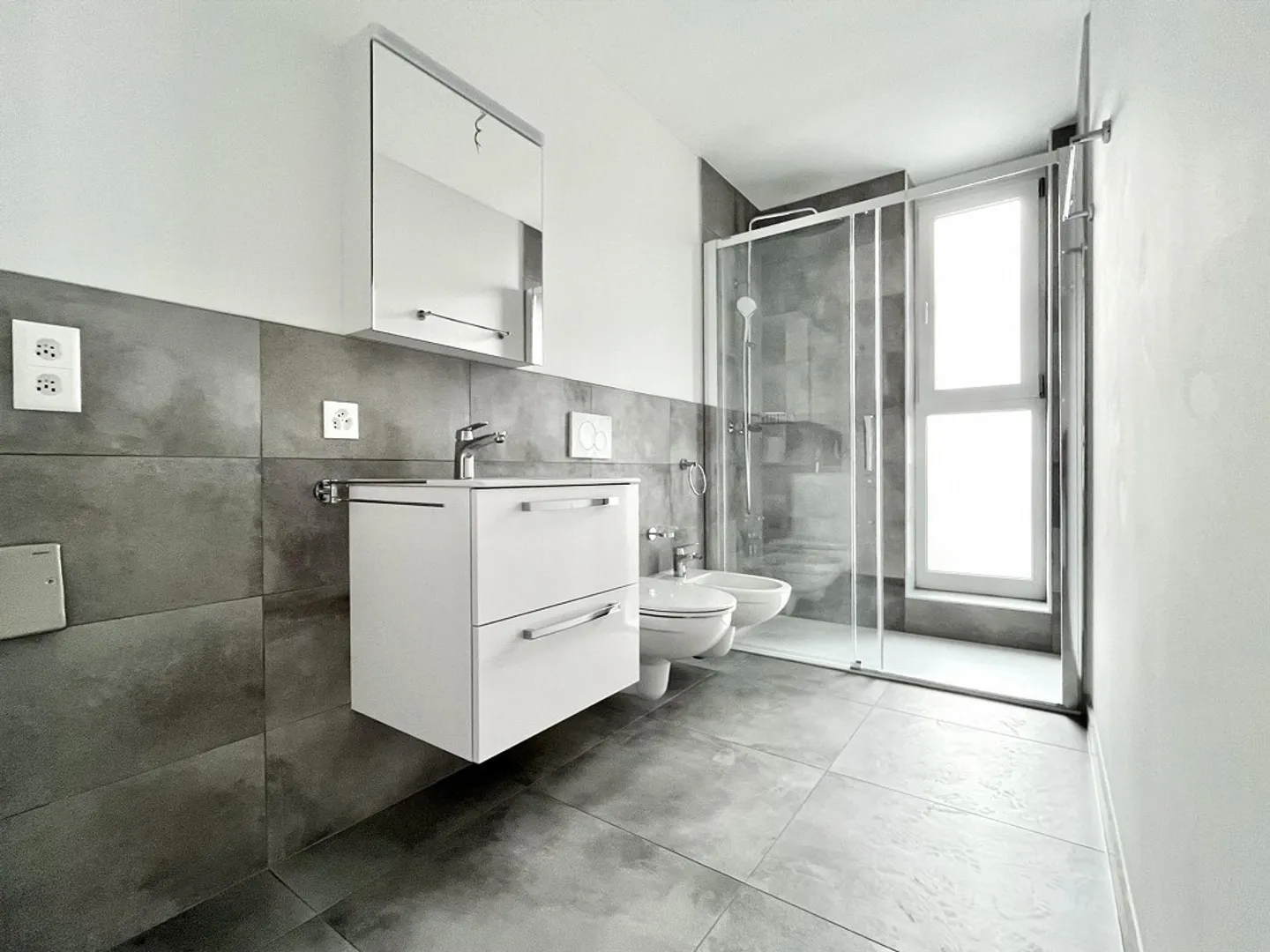 NOUVEL APPARTEMENT 2.5 AU 1ER ÉTAGE AVEC DEUX TERRASSES À TESSERETE - Photo 7 sur 9