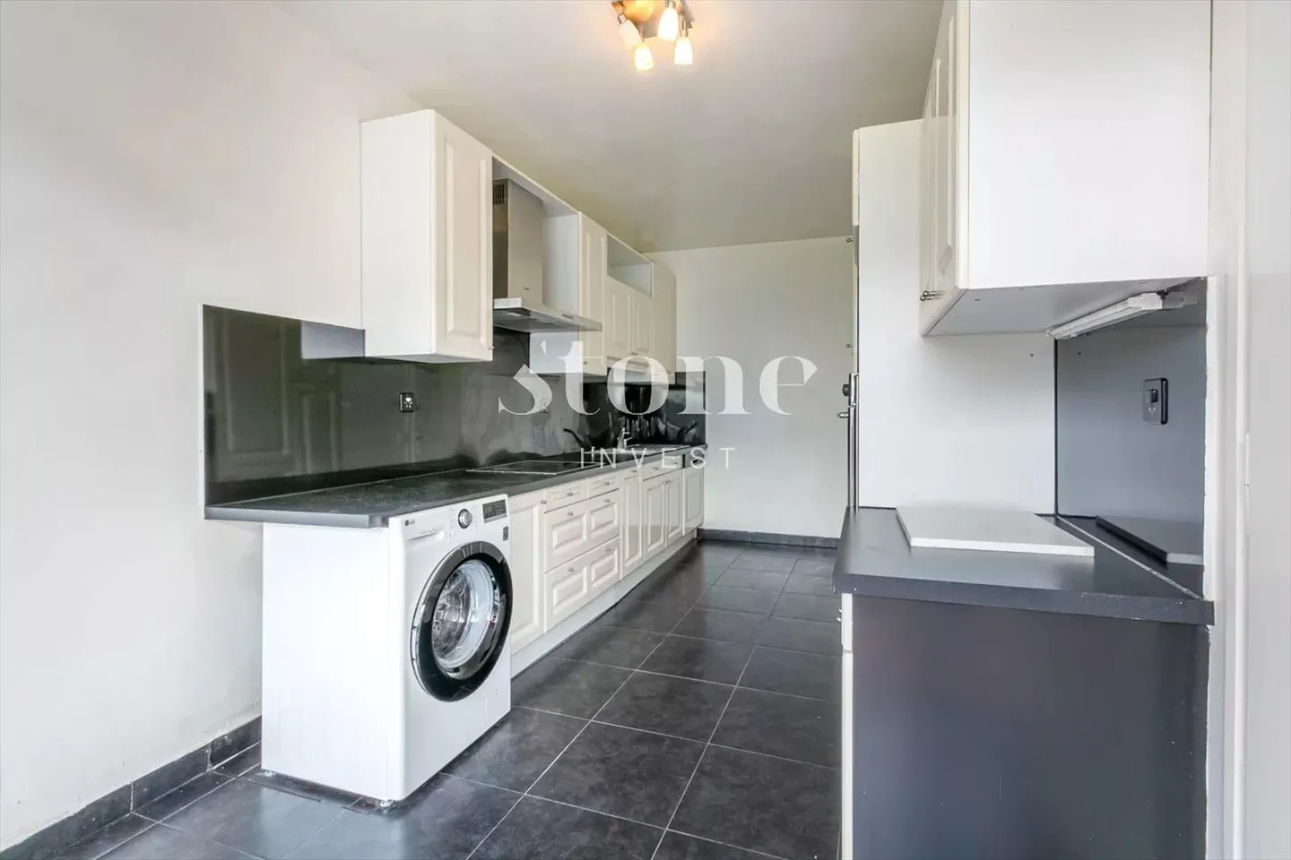 Apartment with panoramic view of the lake and mountain + SWIMMING POOL - Photo 10 of 12