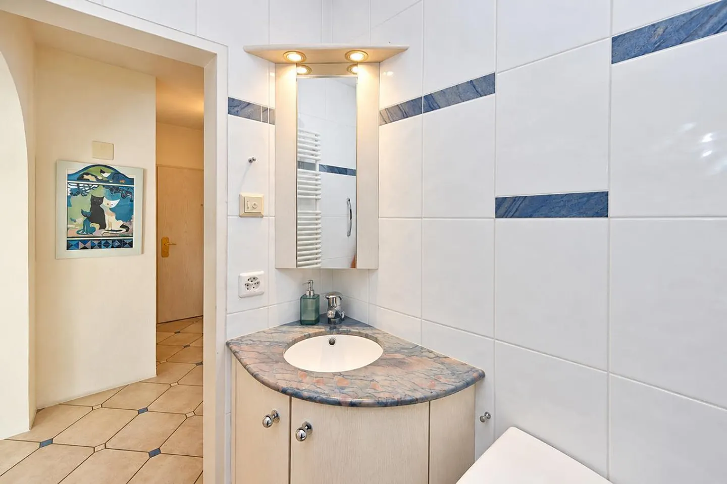 Your retreat above Locarno: free view, large balcony, indoor pool - Photo 13 of 19