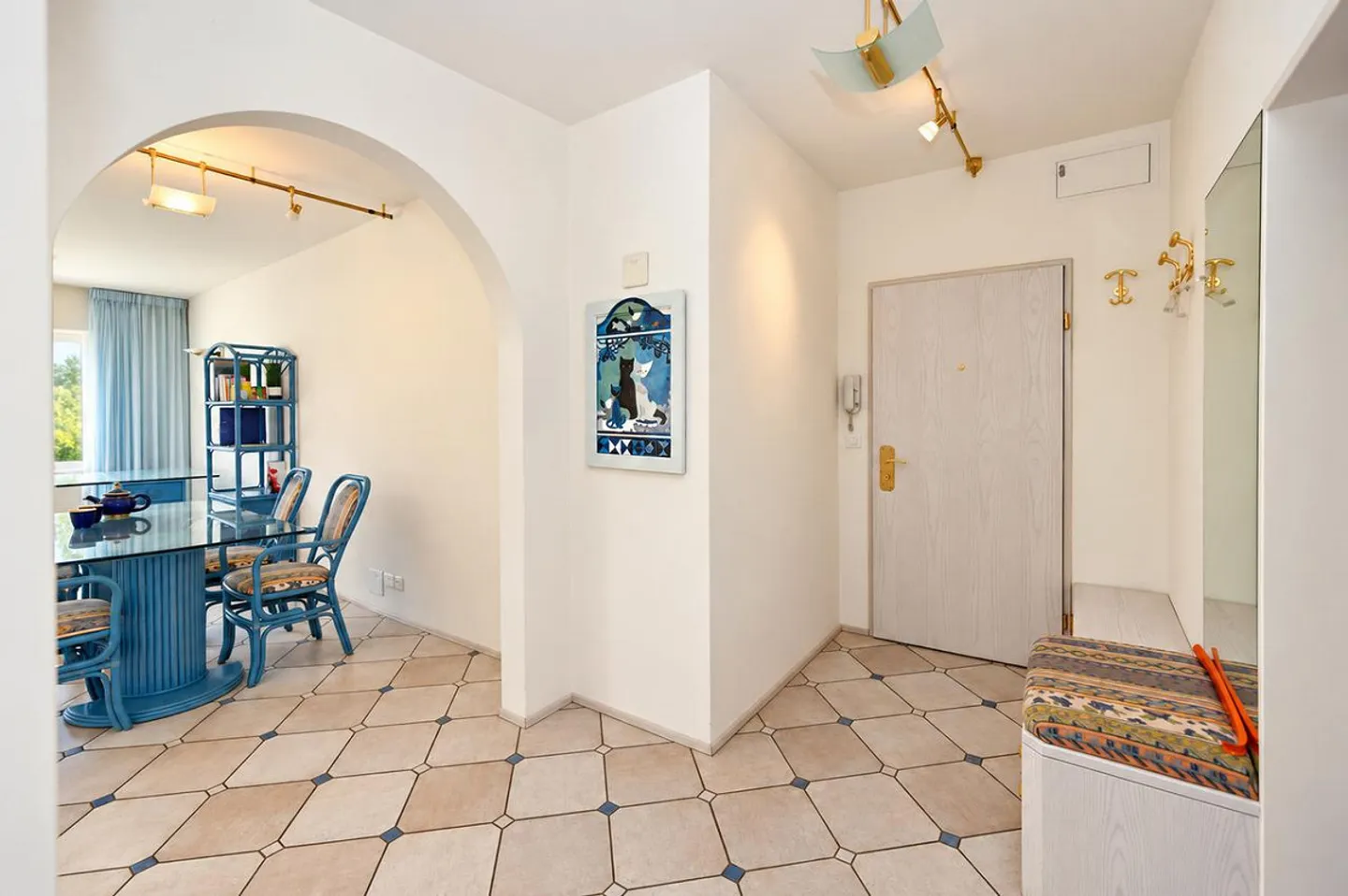 Your retreat above Locarno: free view, large balcony, indoor pool - Photo 14 of 19