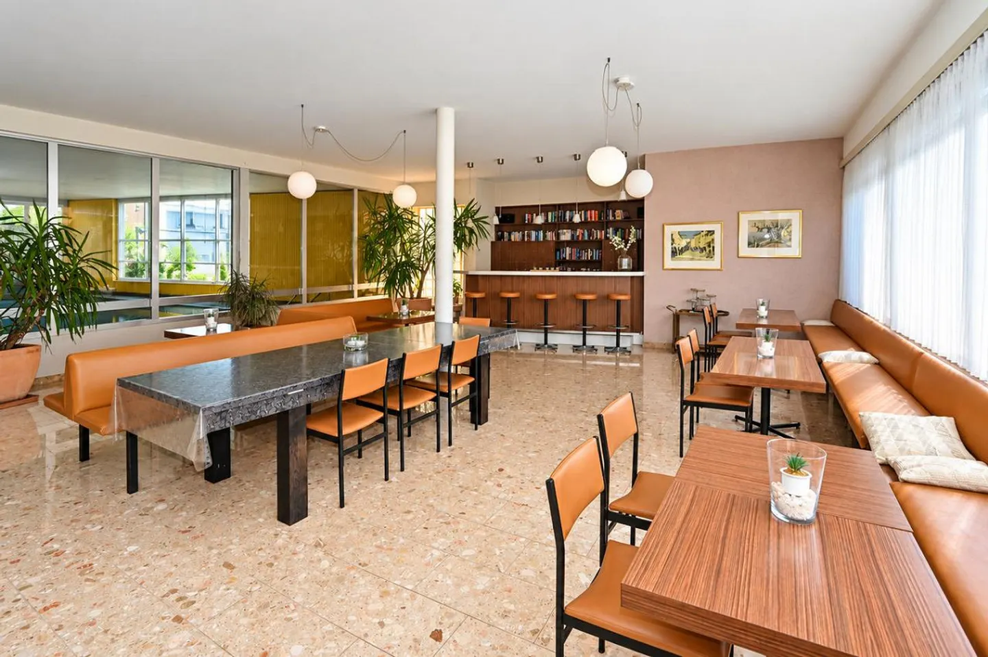 Your retreat above Locarno: free view, large balcony, indoor pool - Photo 17 of 19
