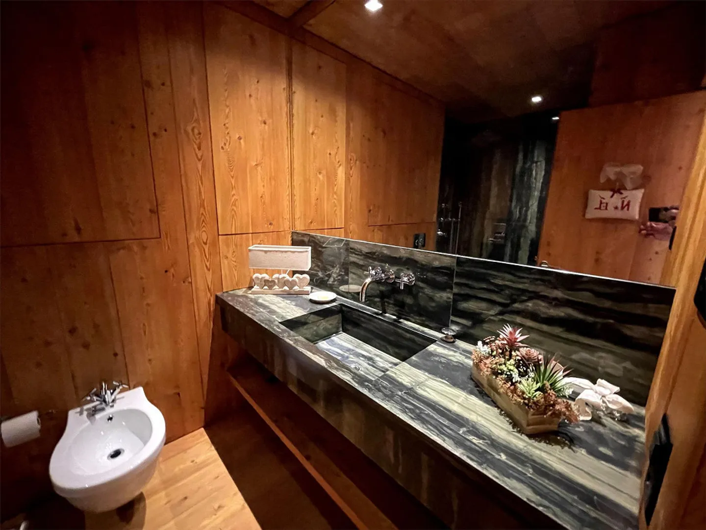 3.5-Zi. Designwohnung mit grosser Terrasse in Laax kaufen - Foto 7 di 13