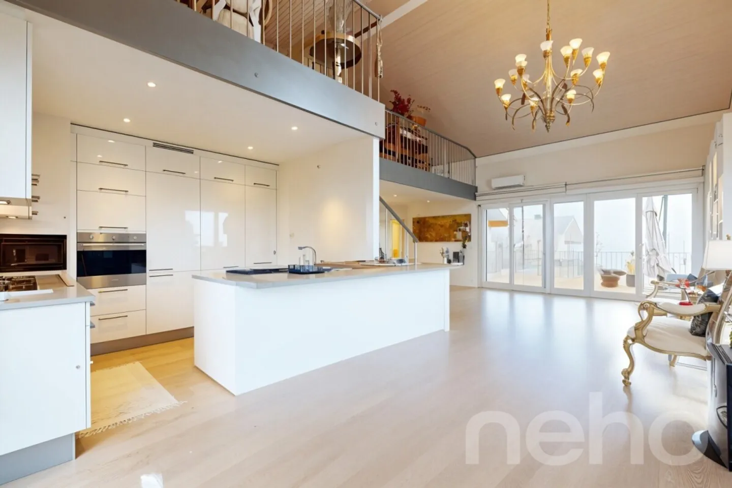 Spacieux duplex avec mezzanine et deux terrasses - Foto 2 di 11