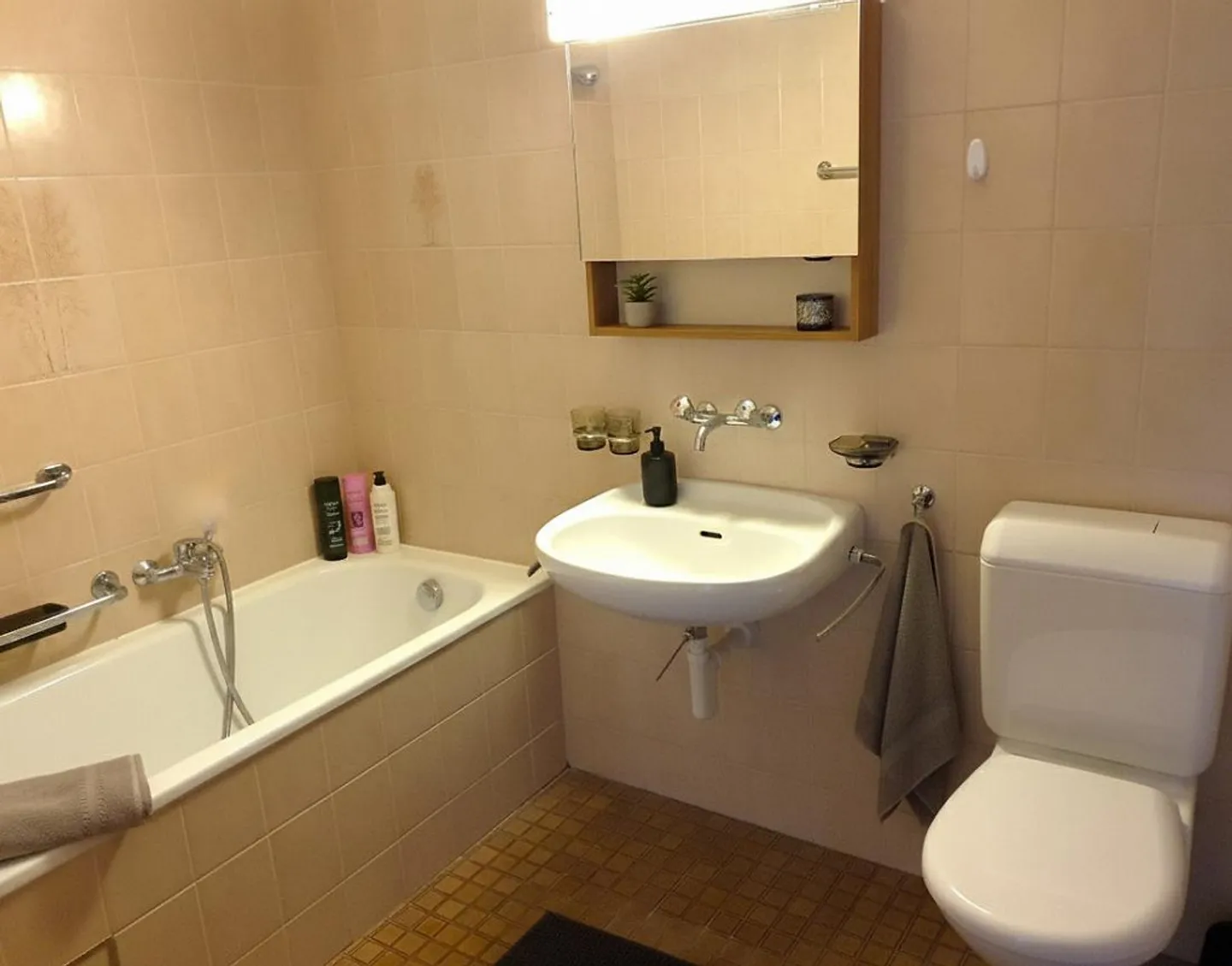 Beautiful 3.5 room apartment with large balcony - Photo 6 of 6