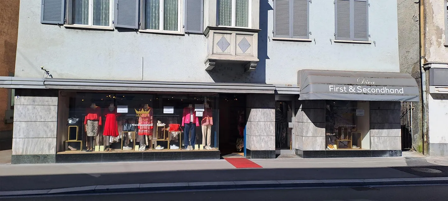 Negozio o ufficio in centro - Il canone è negoziabile - Foto 3 di 8