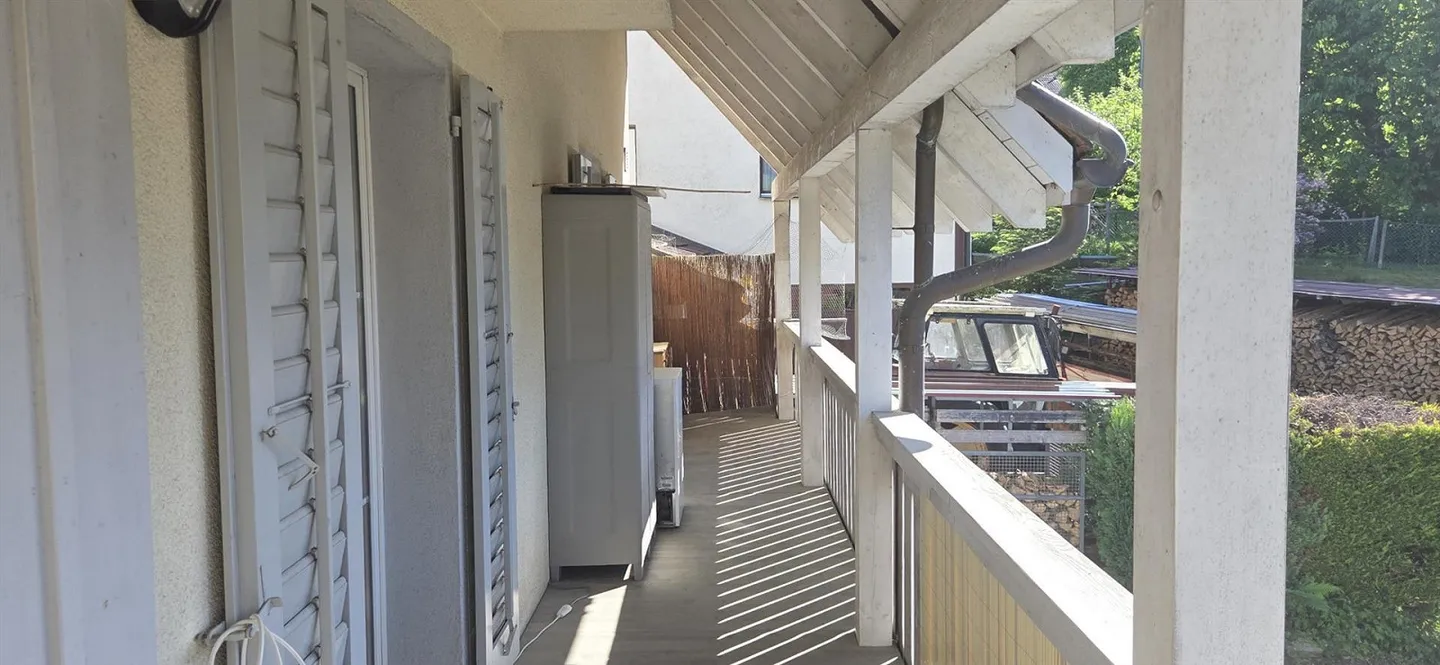 Ampio appartamento di 5,5 stanze con balcone + bella vista a - Foto 16 di 19