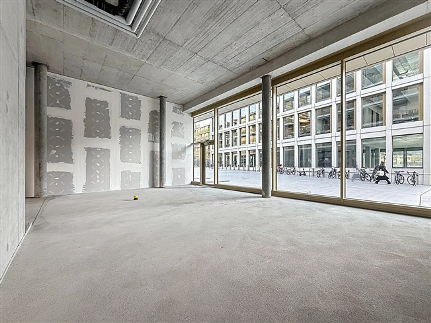 Area commerciale con alta visibilità – 87,25 m² – Cour de Gare (Sion) - Foto 4 di 5