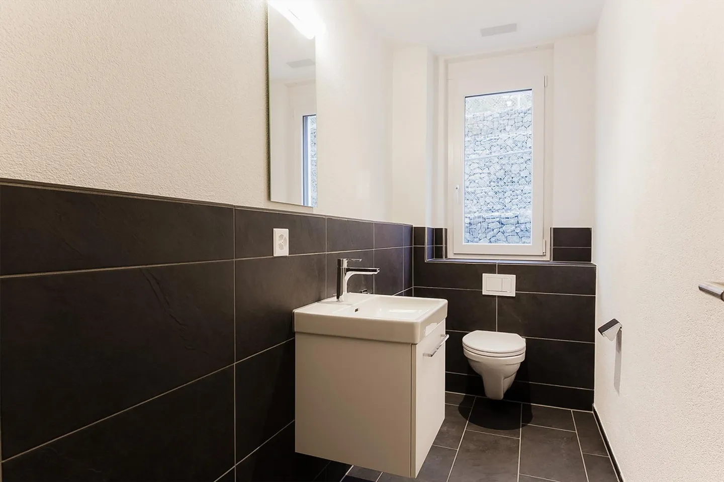 Ampio appartamento nuovo con vista - Foto 6 di 8