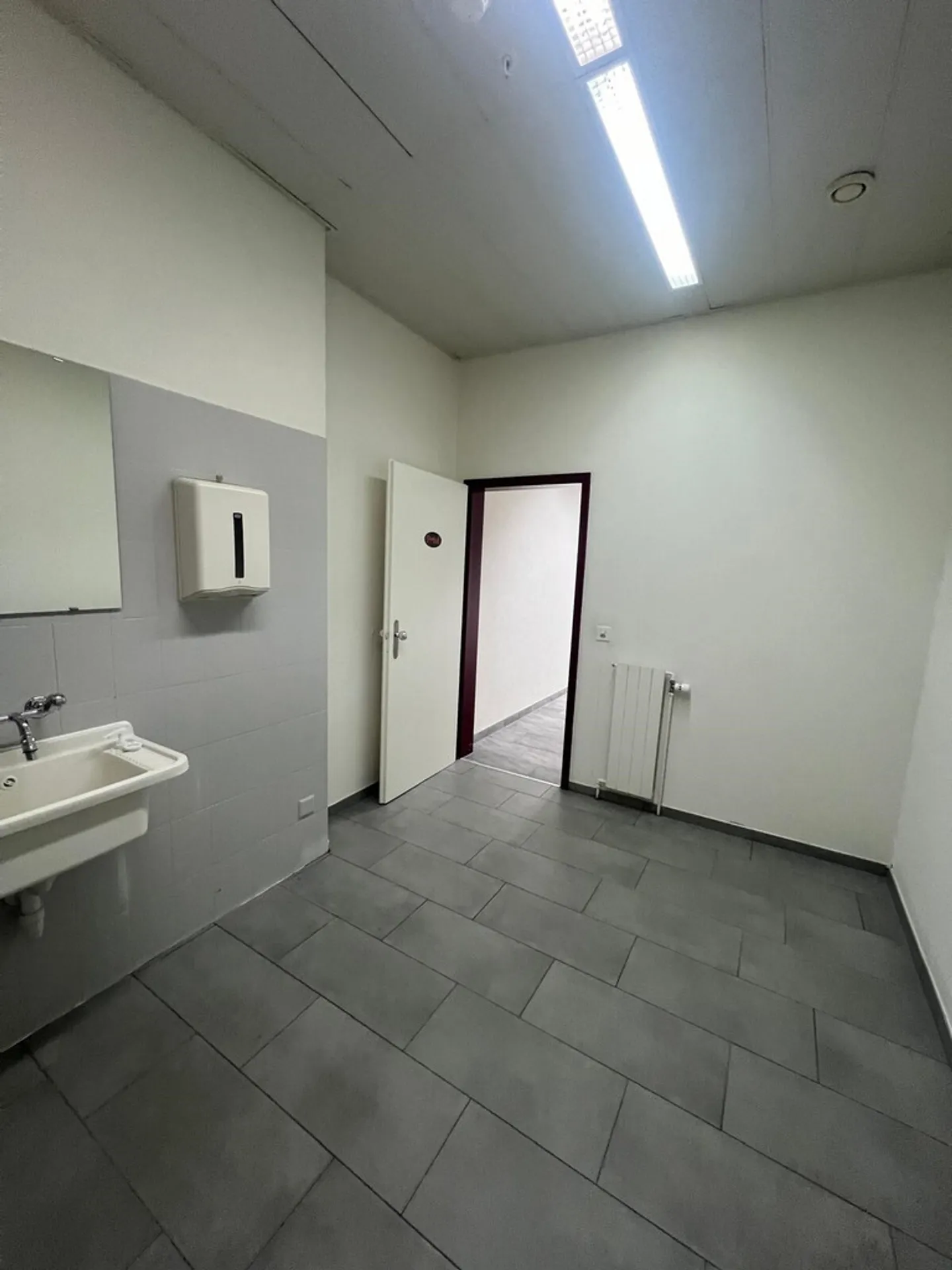 Gewerbefläche im Zentrum von Gottaz - Foto 5 von 7