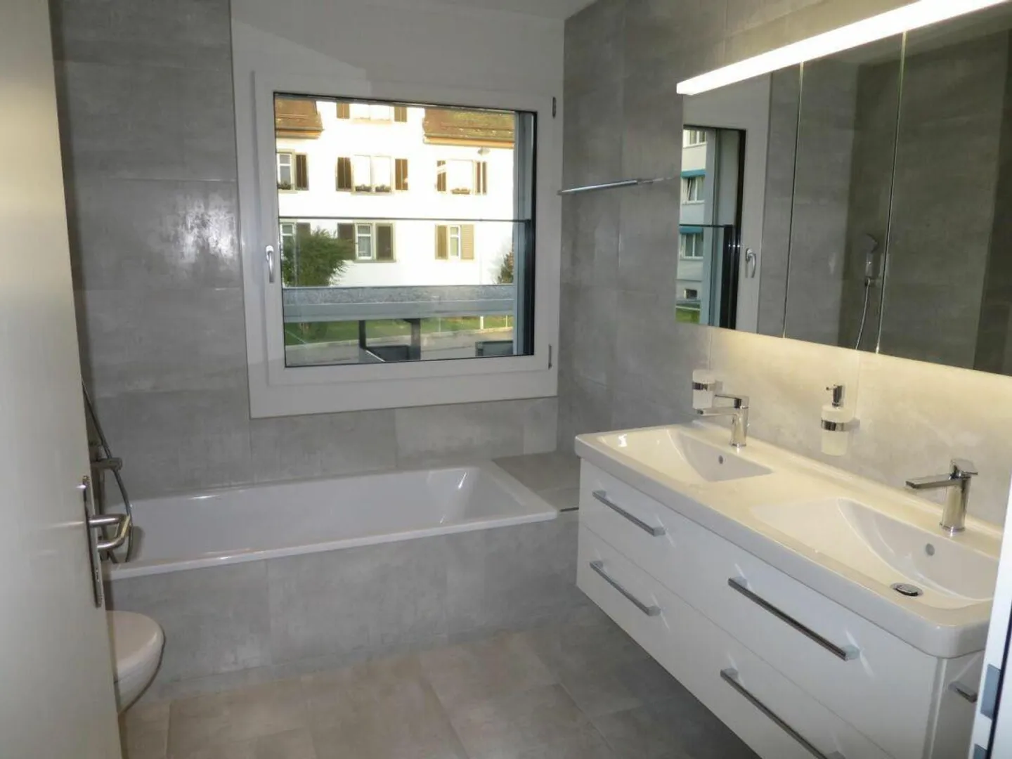 Centrale in un quartiere tranquillo - Foto 6 di 7