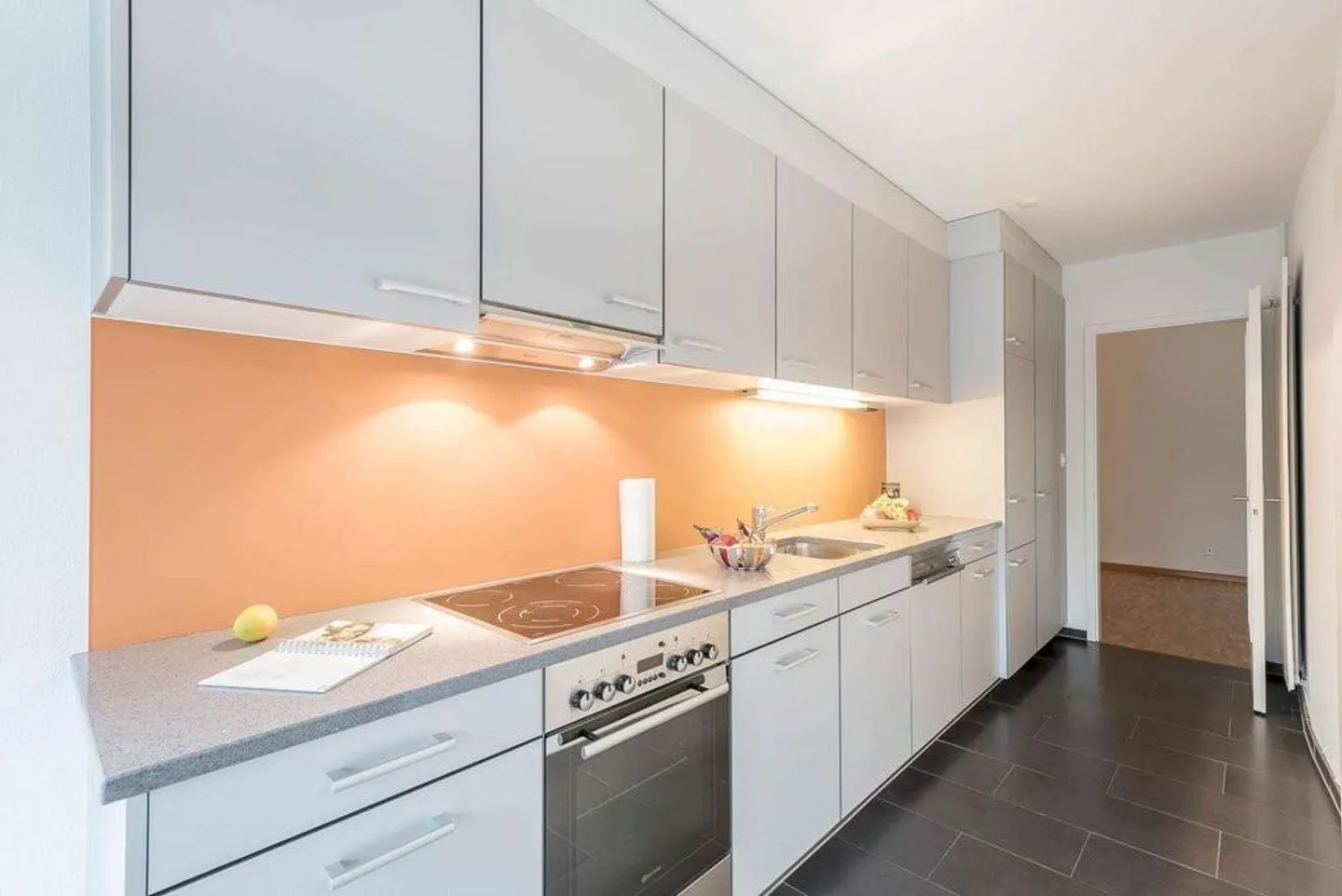 Modern apartment near Spalentor - Photo 3 of 5