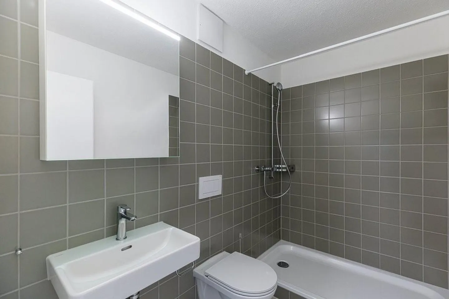 LOUER SANS CAUTION Nouveaux appartements rénovés de 3, 3,5 et 4 pièces - Photo 2 sur 5