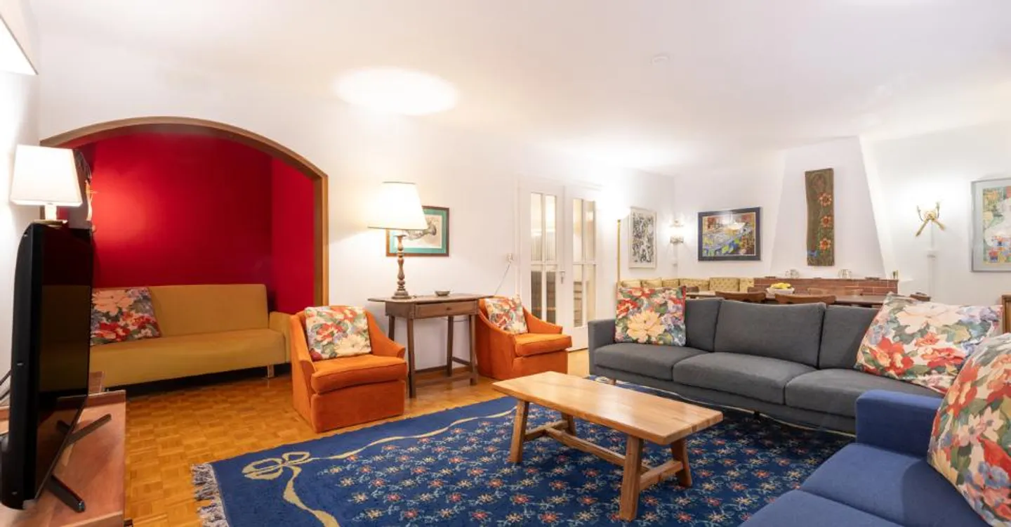 Charmant Appartement Attique - Photo 2 sur 12