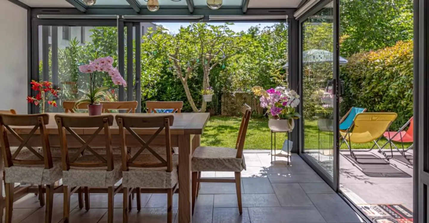 Charming Garden Apartment - Photo 2 of 7