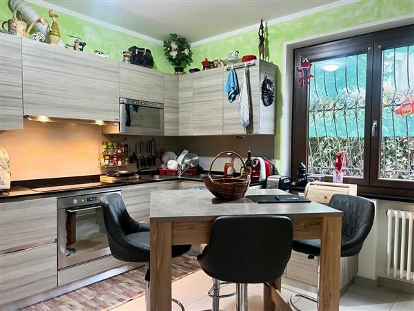 Caslano: House with 4.5 Rooms - Photo 4 of 6