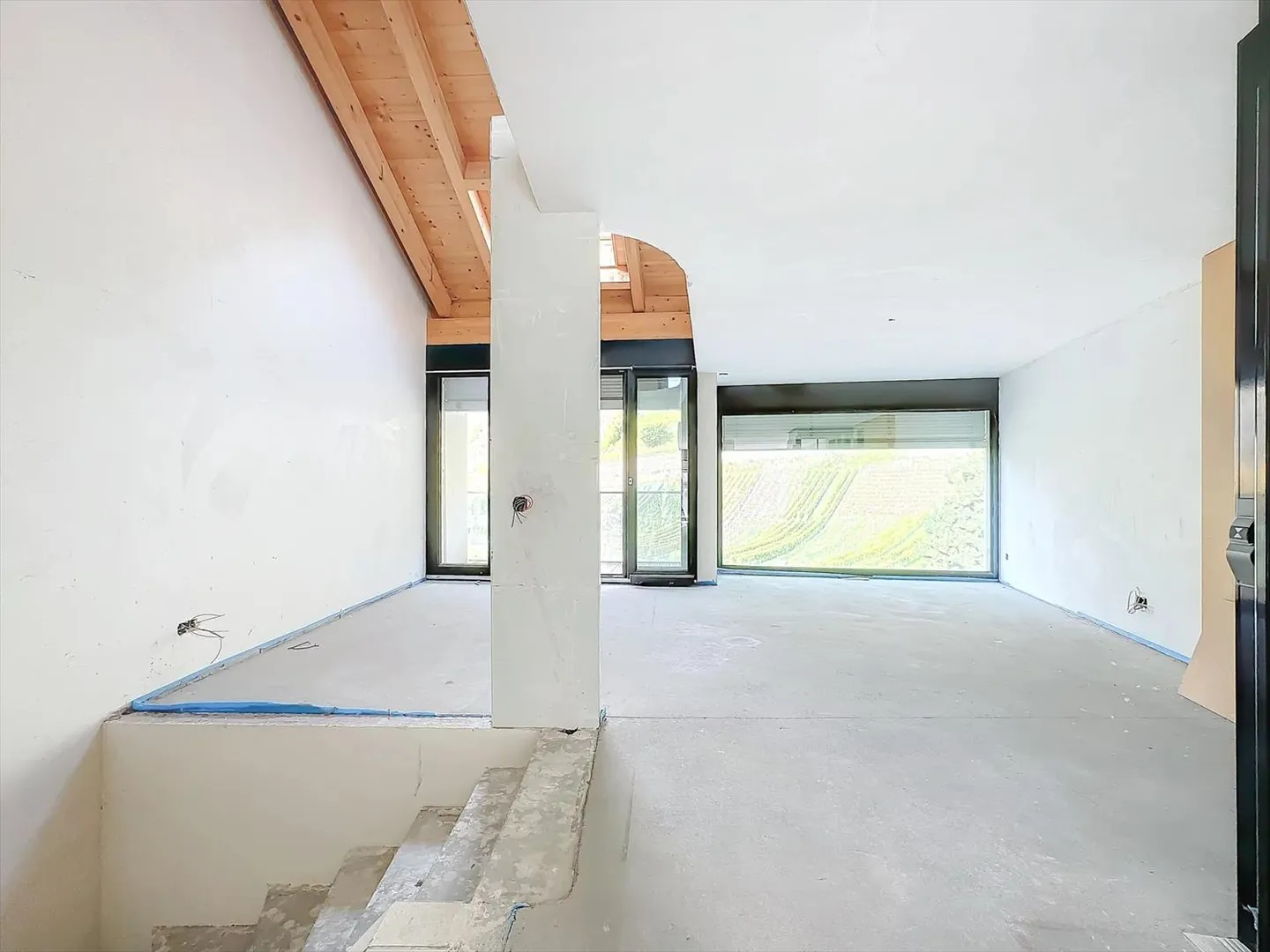 Triplex di lusso in attico - Etichetta Minergie - Foto 3 di 10