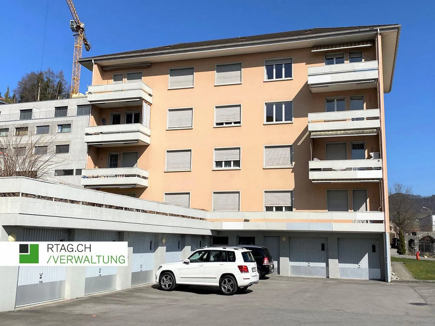 4.5-Room Apartment - Photo 2 of 12