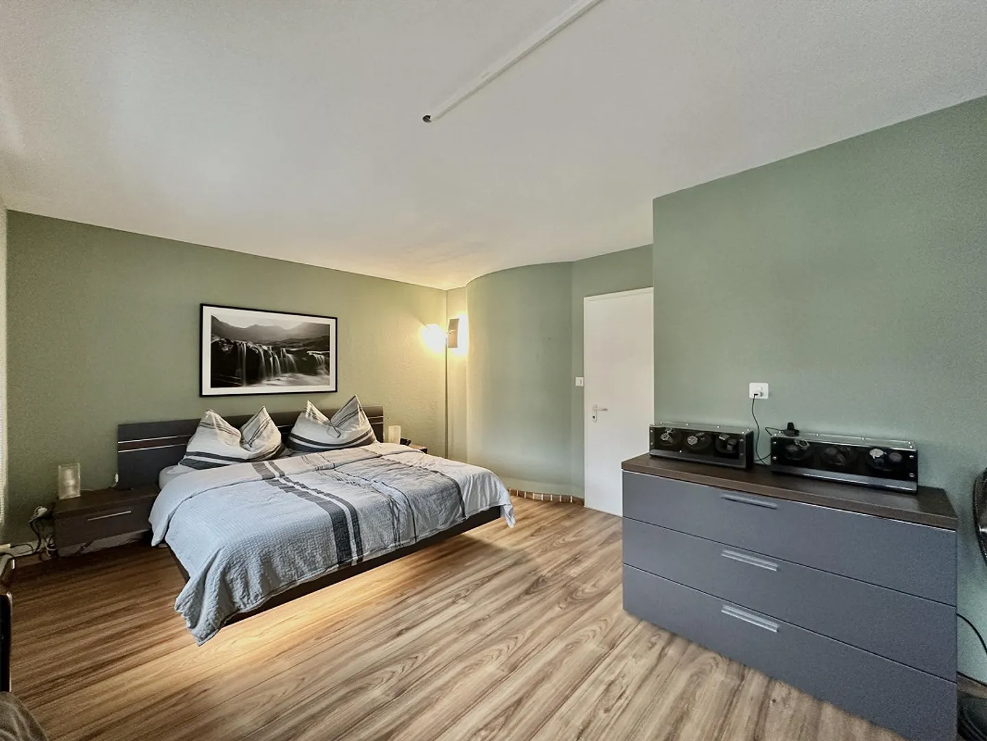 Modern 5.5-Room End Townhouse in Zofingen - Photo 9 of 12