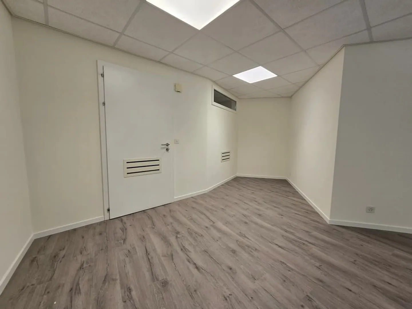 Opportunità! Posizione ottimale - Ufficio di 53 m2 - Stazione di Losanna - Foto 5 di 7