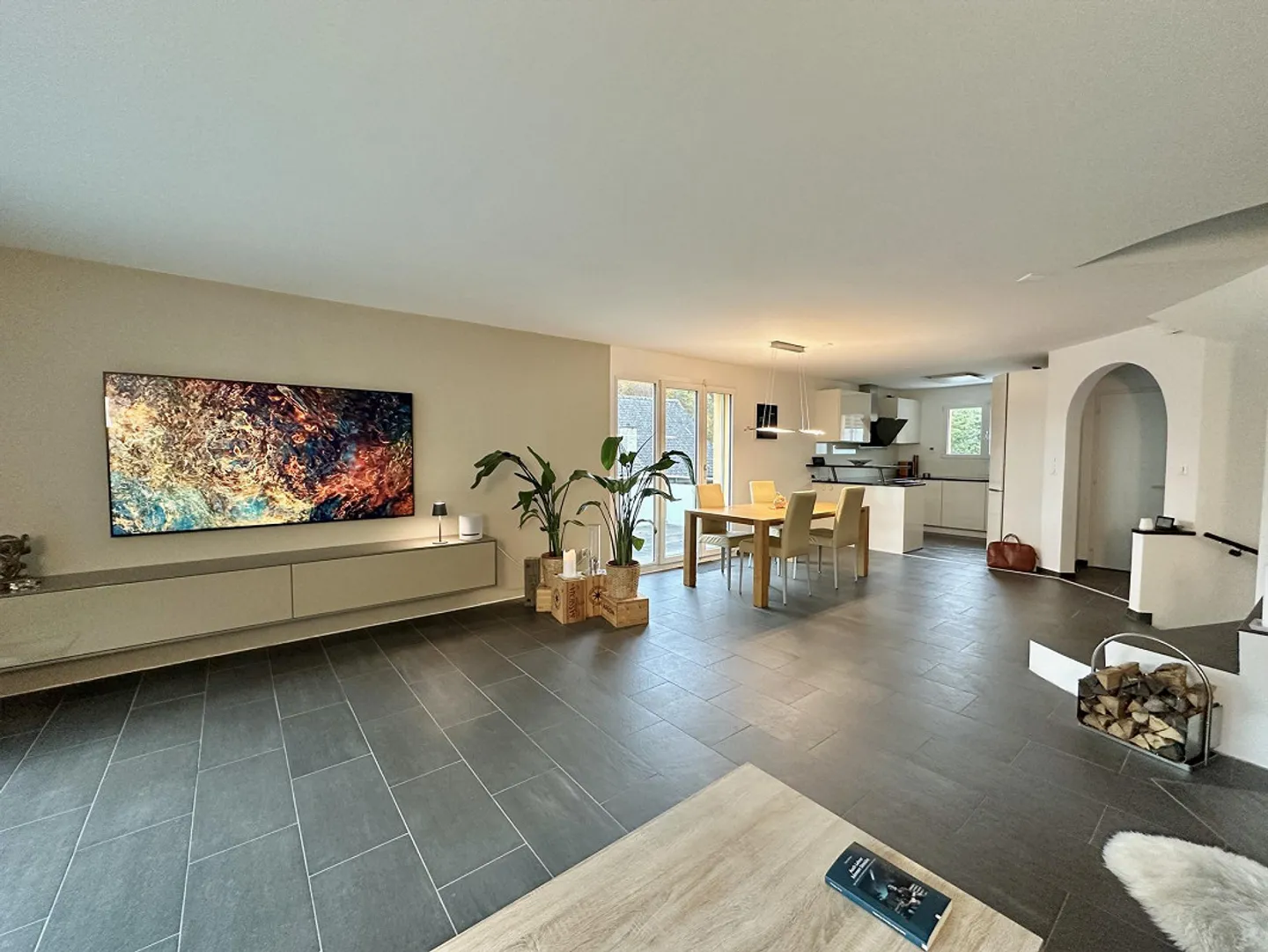 Modern 5.5-Room End Townhouse in Zofingen - Photo 6 of 12