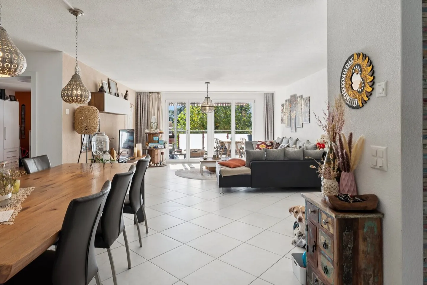 Grosszügiges Wohnen an ruhiger Lage - Foto 1 von 7