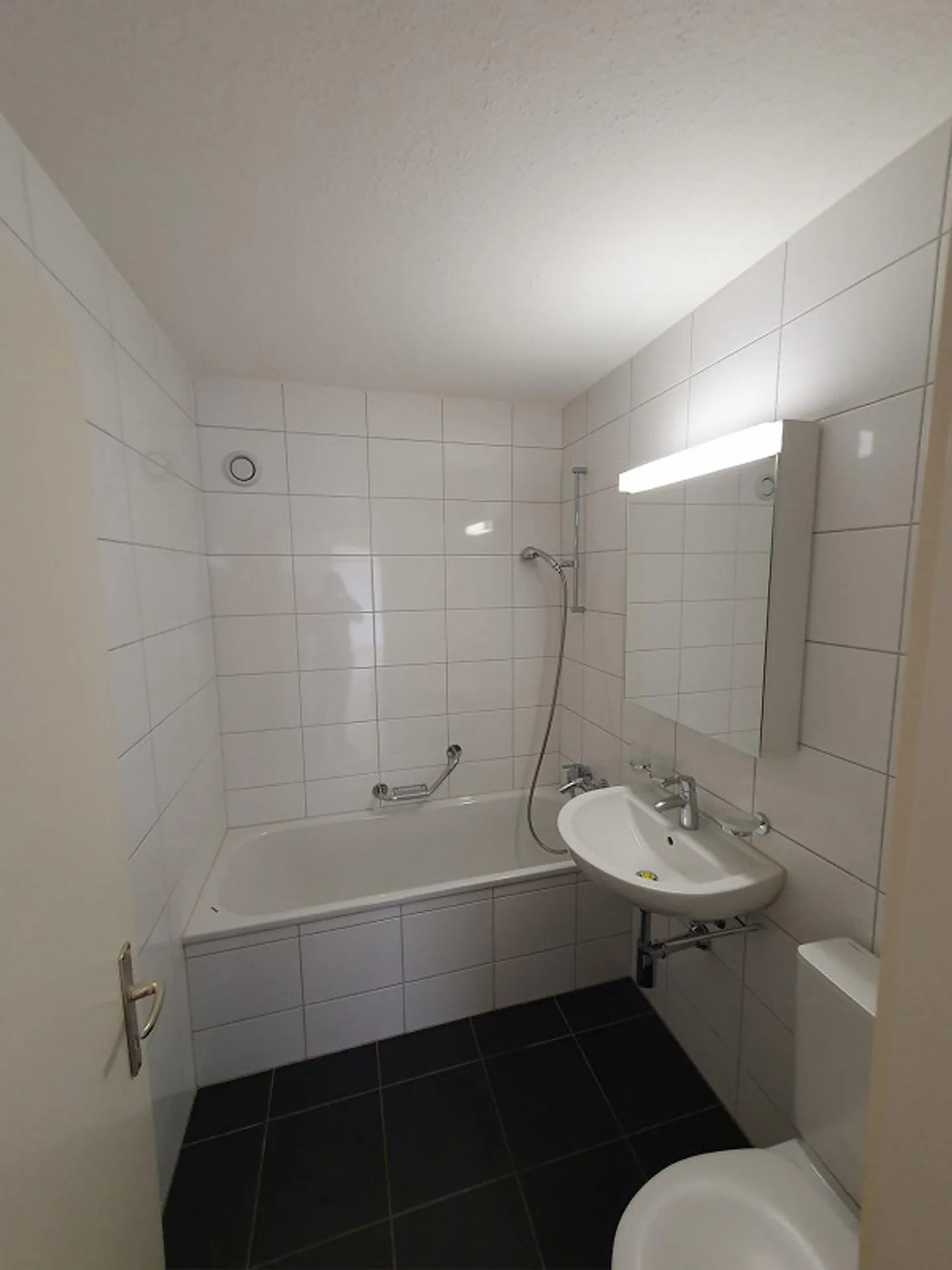 Helle 2-Zimmerwohnung in der Natur - Foto 5 von 6