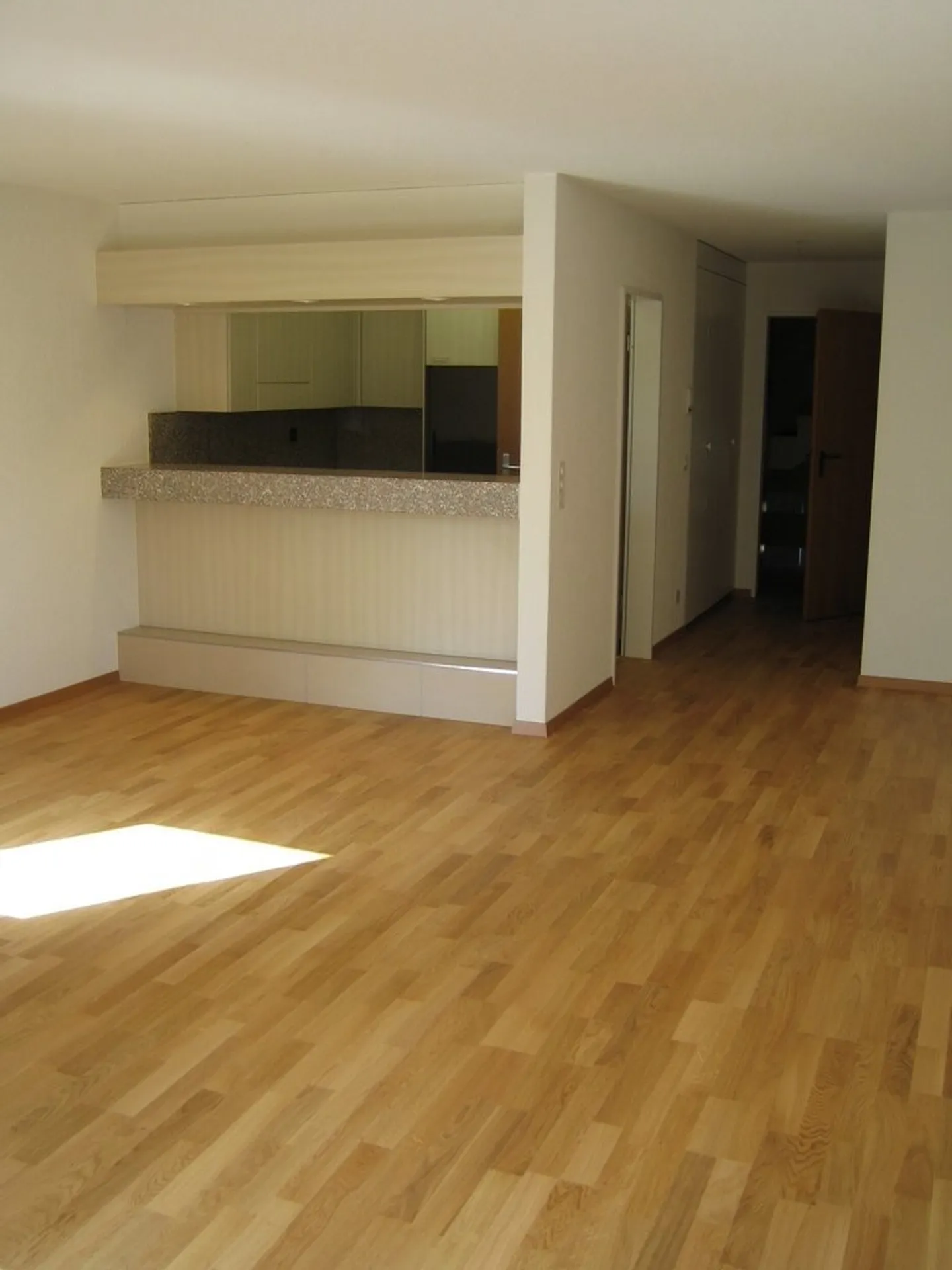 Charmant appartement 2.5 pièces - Photo 4 sur 7
