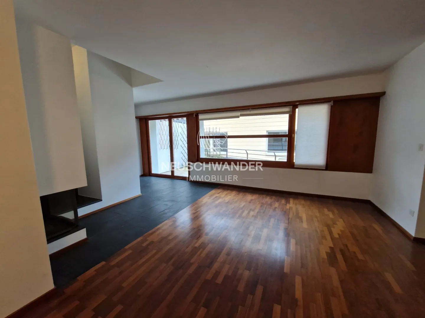 Charming Investment Property - Photo 5 of 13