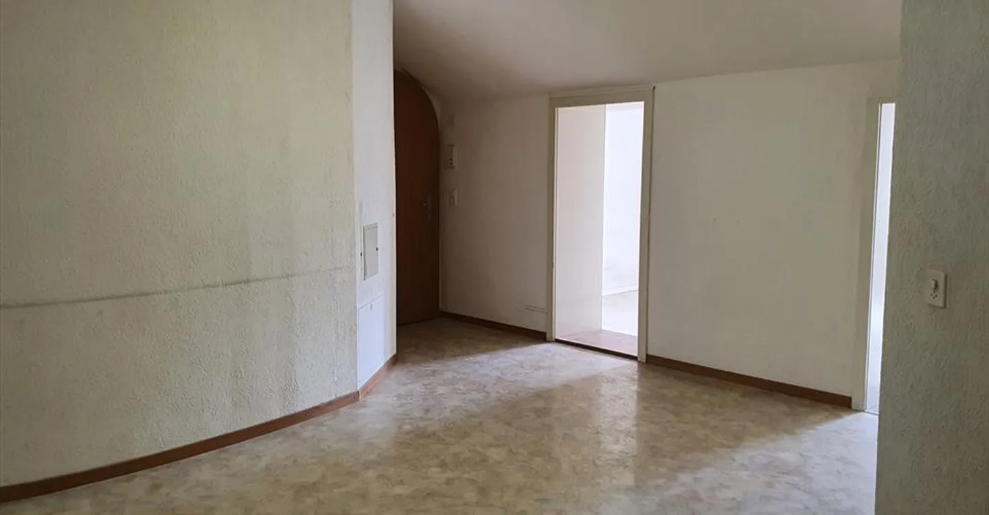 Rue de la Serre 3, Neuchâtel - Commercial space of 3 rooms on the ground floor - Photo 7 of 11