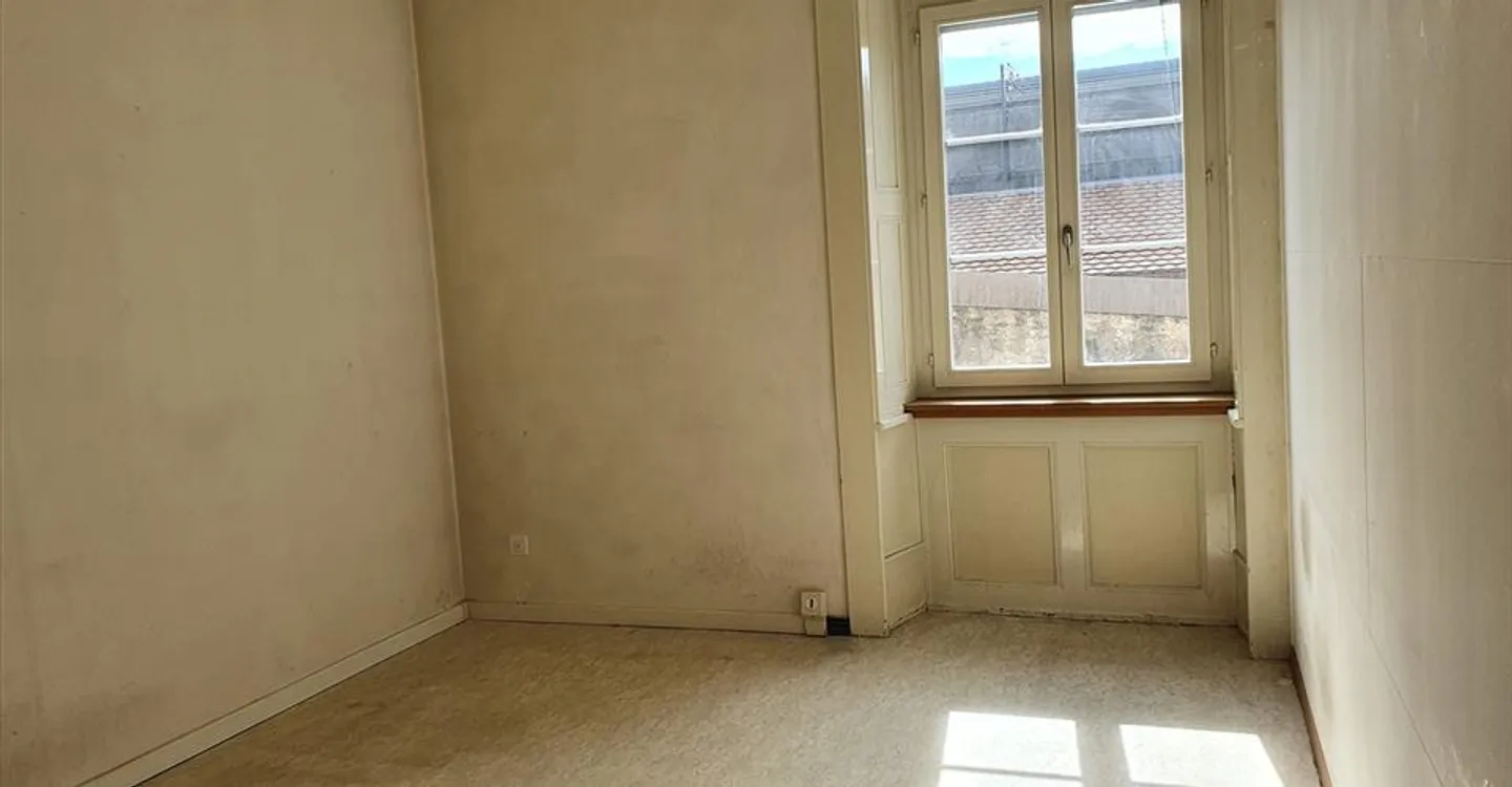 Rue de la Serre 3, Neuchâtel - Commercial space of 3 rooms on the ground floor - Photo 8 of 11