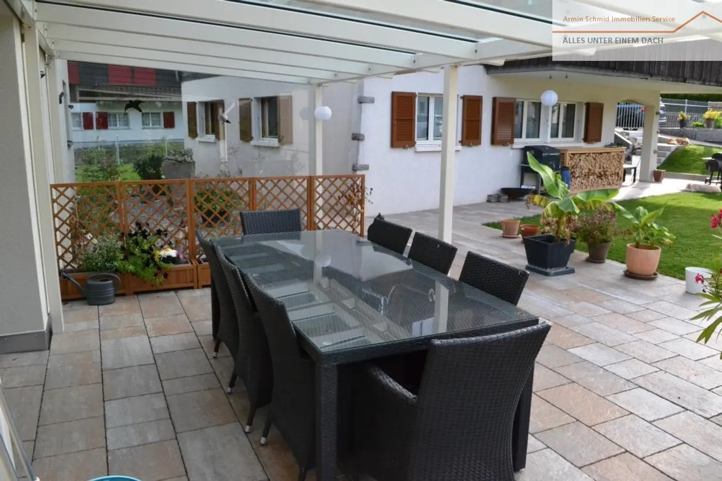 Event room with top kitchen - Photo 10 of 12