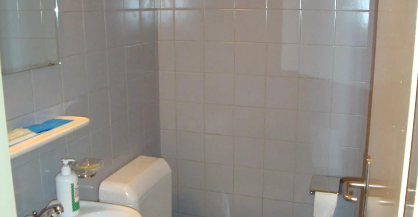 Rue de la Serre 3, Neuchâtel - Commercial space of 3 rooms on the ground floor - Photo 10 of 11