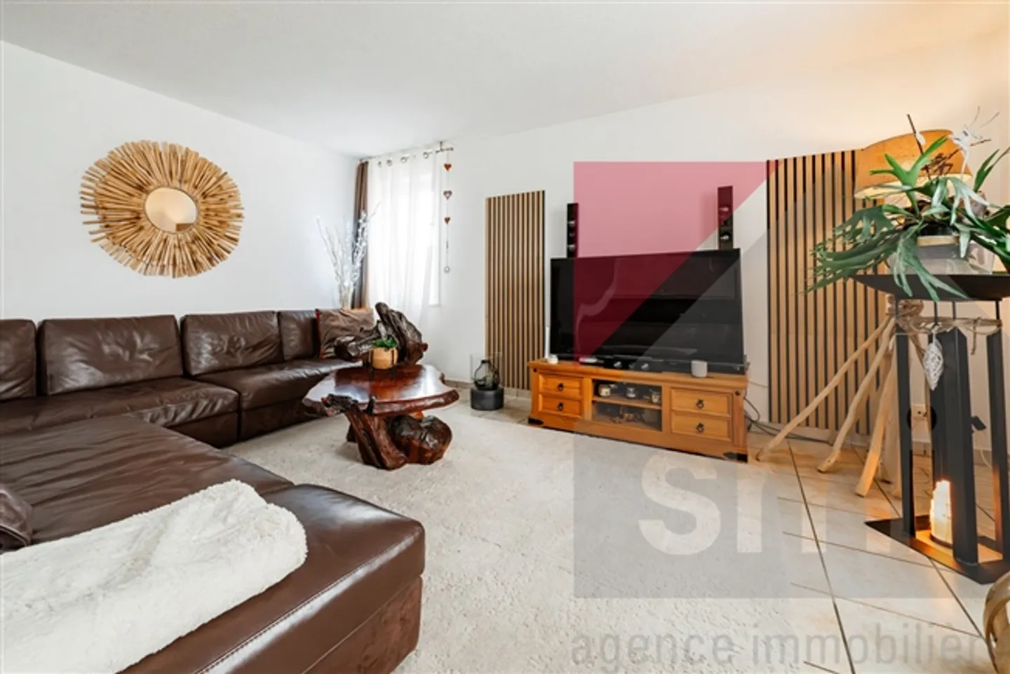 Large 5.5-room apartment on one level with private garden - Photo 3 of 11